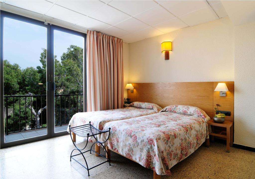 Habitación Doble (1 adulto)